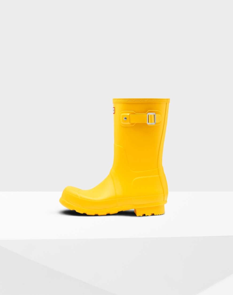 Yellow Men's Hunter Original Wellington Short Rain Boots | WQFC-53860